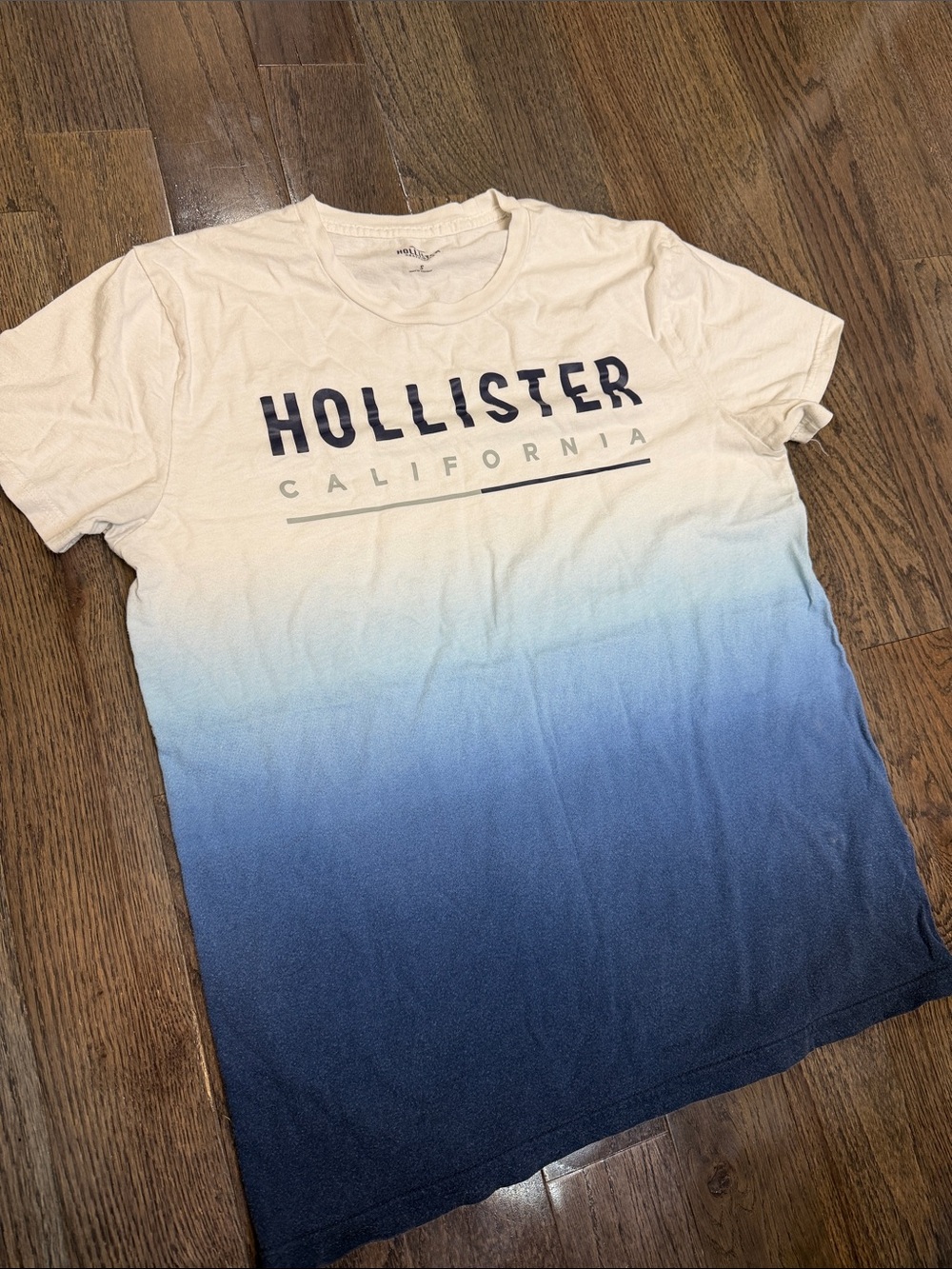 Hollister S Men’s White to Blue Ombre Crew Tee